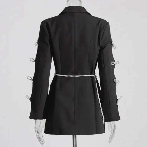 Chic Rhinestone Sleeve Blazer with Pearl Belt - Picture 4 of 8